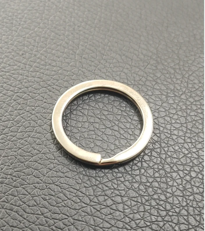 

the High quality stainless steel key ring for hags or handbags or cloths, Customized