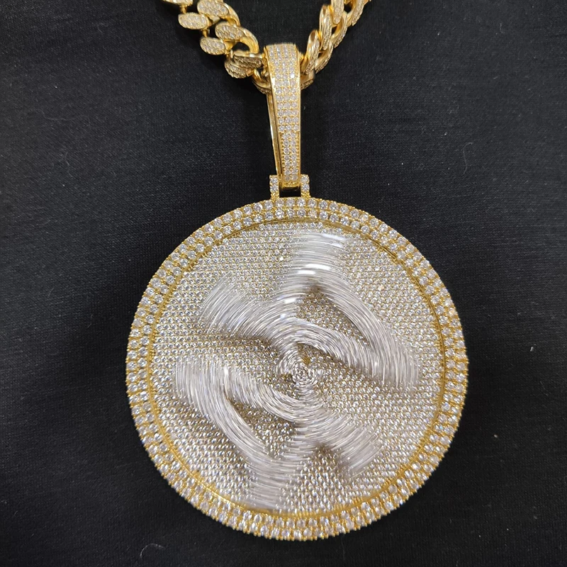

Instagram's new hip Hop Pendant Necklace custom size 44 Ice out rotating zircon diamond gold and silver luxury diamond jewelry
