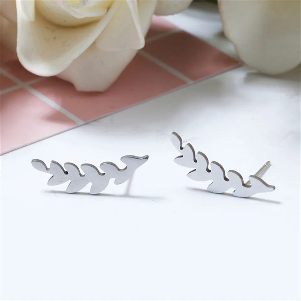 

INS Fashion 316L Stainless Steel Geometric Stud Earrings White Gold Plated Titanium Steel Ivy Leaves Earrings