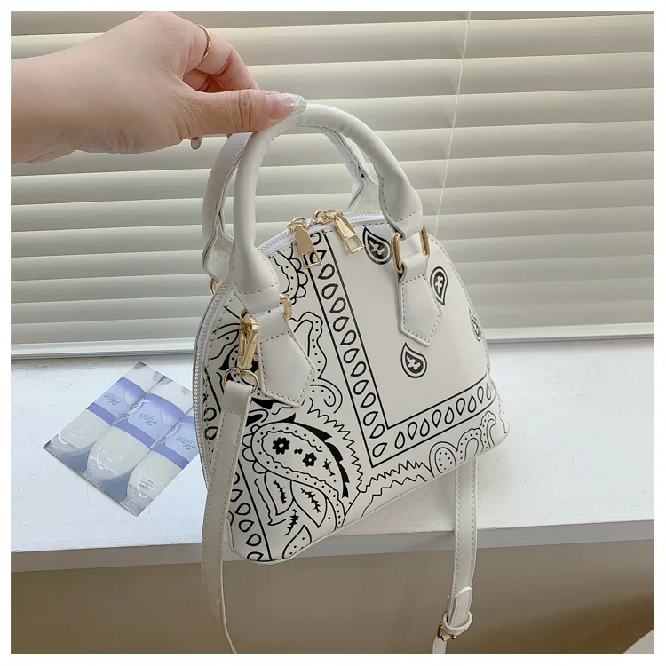

2021 New Fashion Korean Print Retro Thoth Cashew Flower Ethnic Style Large Capacity Woman Bag Work Leisure Handbag