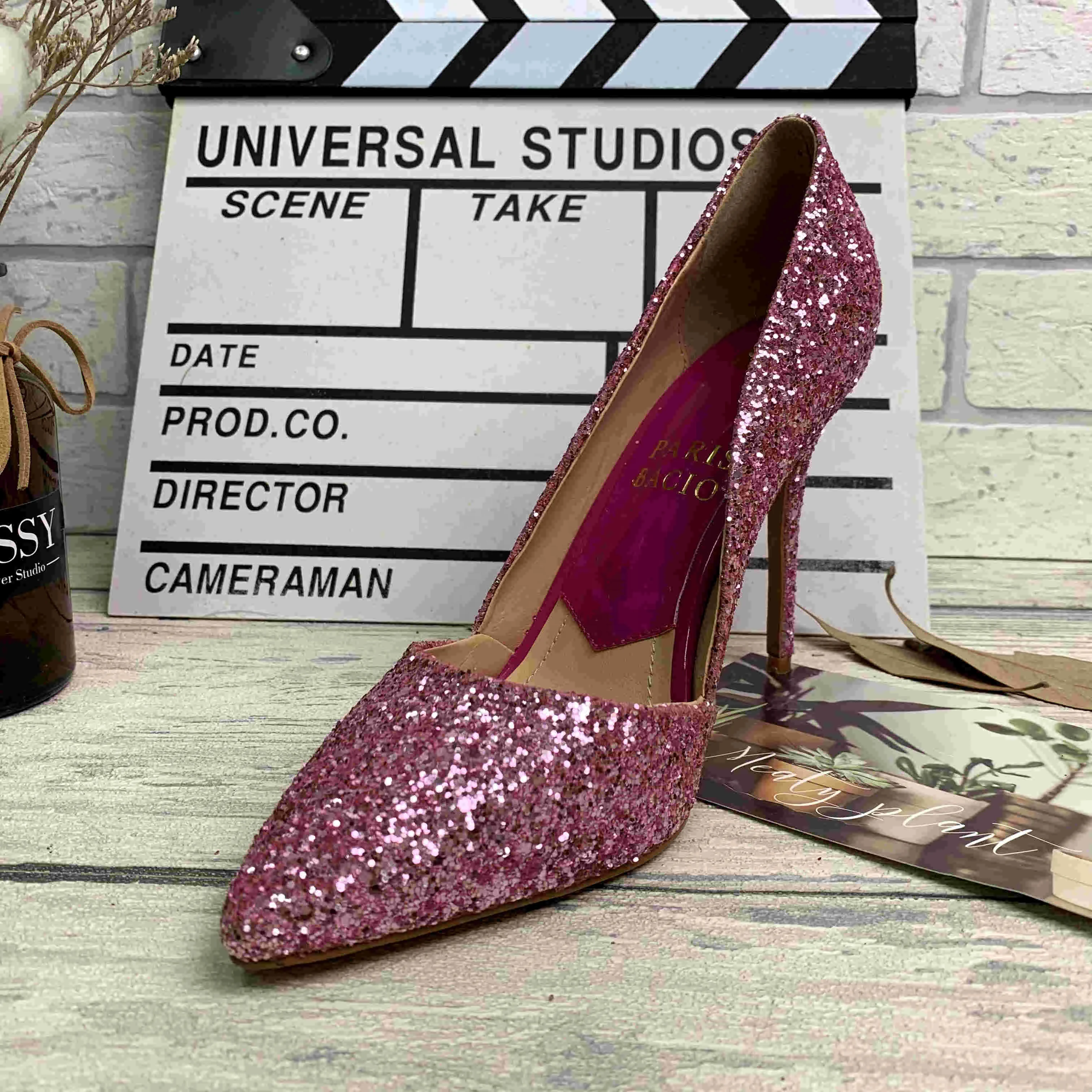 

Spring 2021 new shallow mouth stiletto high heels pointed toe stiletto heel European and American large size wholesale, Pink silver
