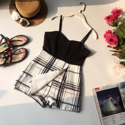 

2020 Summer European Design Women Striped High Waist Short Jumpsuits