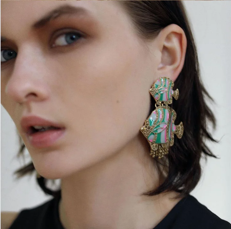 

Dvacaman New Za 2021 Gold Plated Fancy Crystal Rhinestone Statement Drop Dangle Earrings Women Jewelry