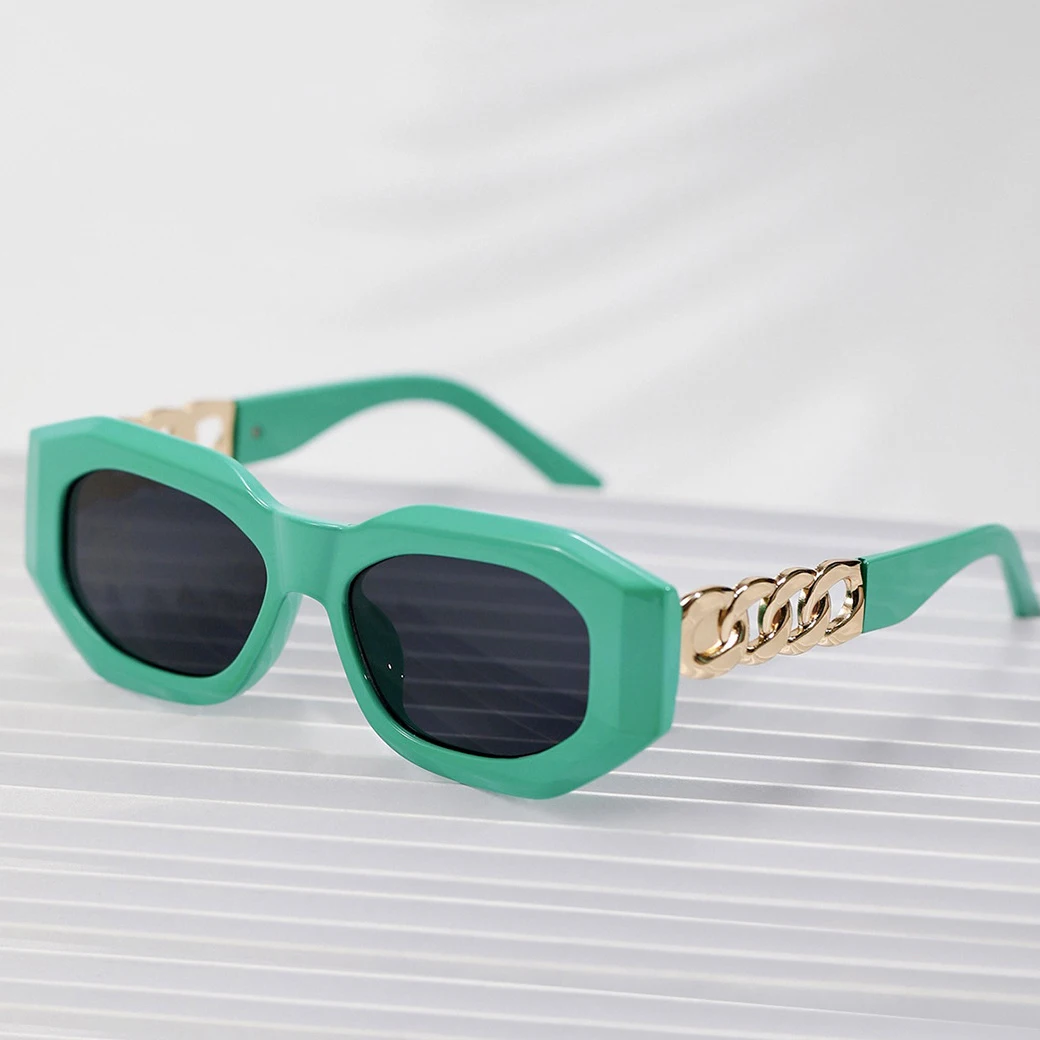 

Outfit With Metal Ring Embellished Irregular Polygon PC Metal Frames Designer Glasses Bulk Men Sunglasses Women Sun Glasses