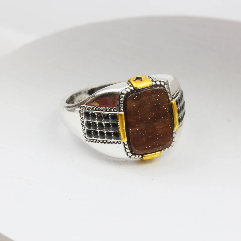 

Wholesale Men Ring Tiger Eye Stone Finger Ring Inlaid Gemstone Simple Rings Jewelry