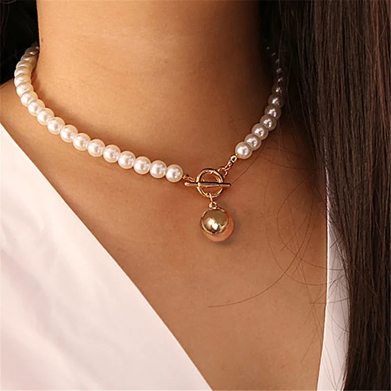 

Fashion Retro Jewelry Round Ball Hollow Heart Pendant OT Buckle Pearl Necklace For Women Girls Choker Necklaces