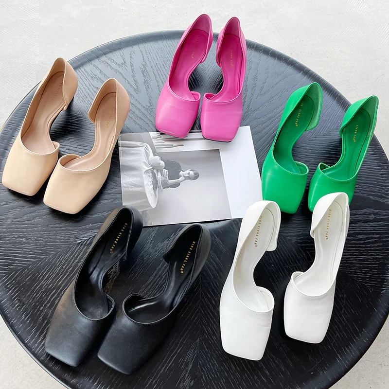 

Spring 2022 fashion solid color light mouth single shoes Korean version square head middle heel thin heel side air women's shoes