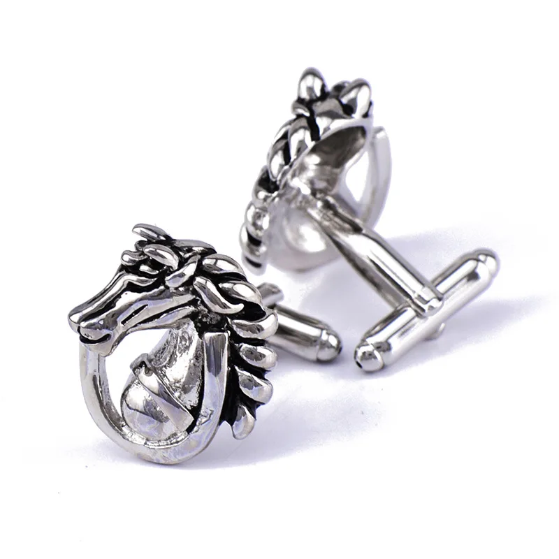 

2022 Men Jewelry Creative Horse Head Suit Cufflinks Cuff Nail Horseshoe Horse Shirt Cuff Links for Businessmen