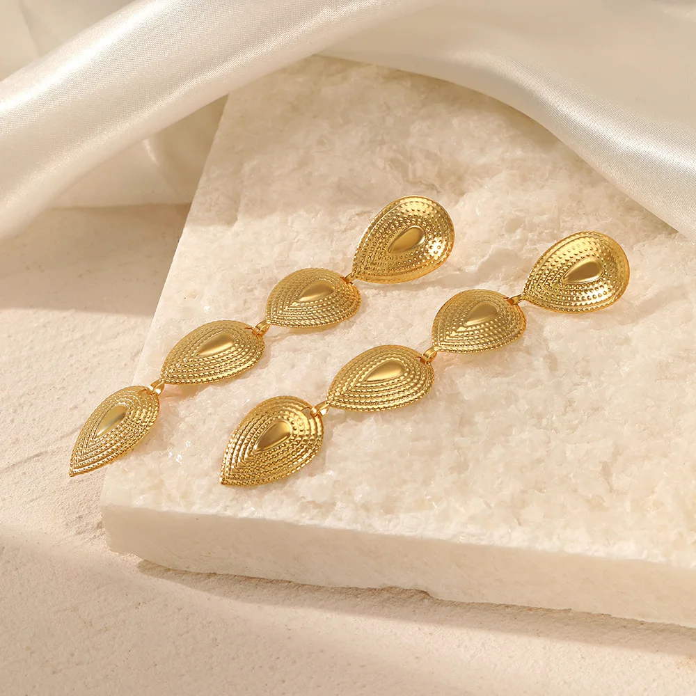 

Fashion Style Personalized Stainless Steel Long Water Drop Earrings and Bracelet For Women
