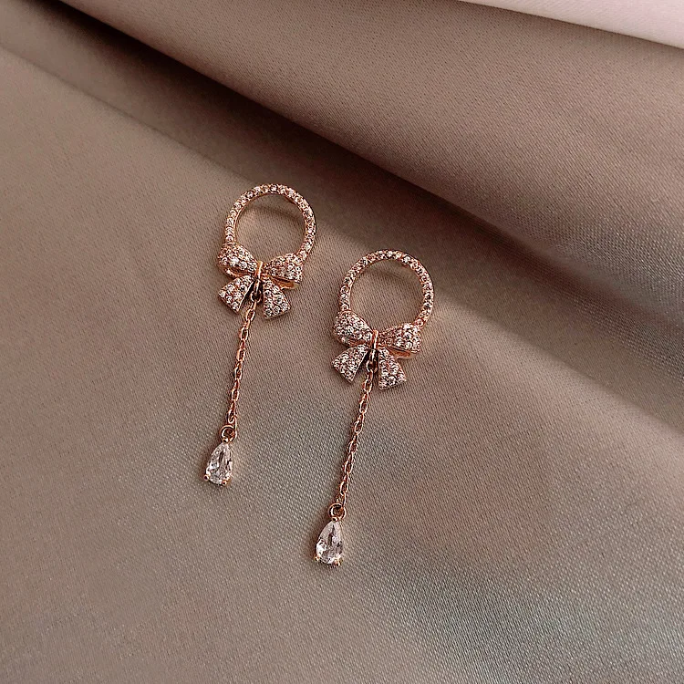 

2020 fashion circle cubic zirconia stud earrings