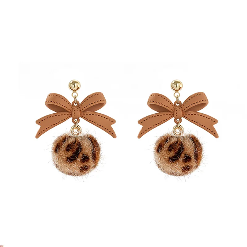 

S925 silver needle autumn and winter bow leopard earrings retro plush leopard earrings