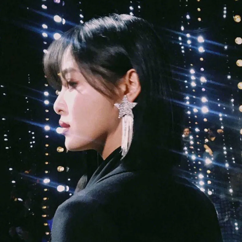 

luxury full crystal star tassel women female earrings long chain tassel chandelier statement earrings, Picture