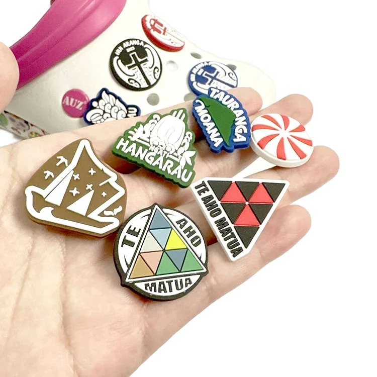 

Supplier Custom Letter Design Logo Backpack Buckle Pvc Shoe Charms for Croc Shoe Accessories