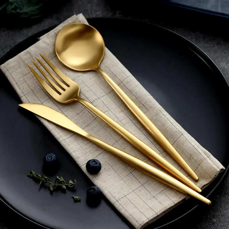 

Matt Gold Nordische kommerzielle Edelstahl portugiesisches goldenes Besteck cutlery Flatware farbige Silberware Loffel Gabel Set