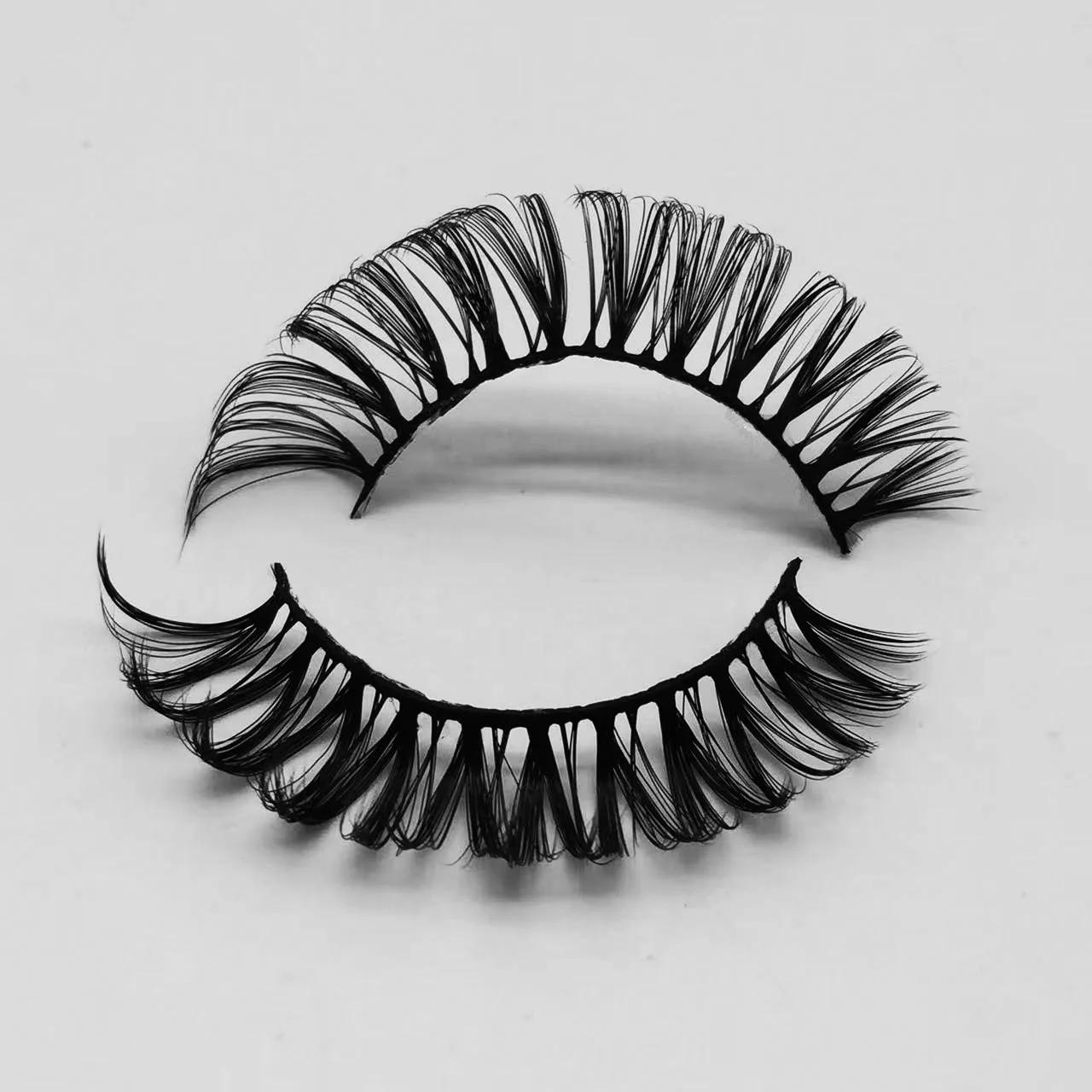

X062E 15mm Curly Russian Strip Eye Lashes Extensions Natural 13MM 15MM C D Curl Winged Faux Mink Russian Strip Eyelashes