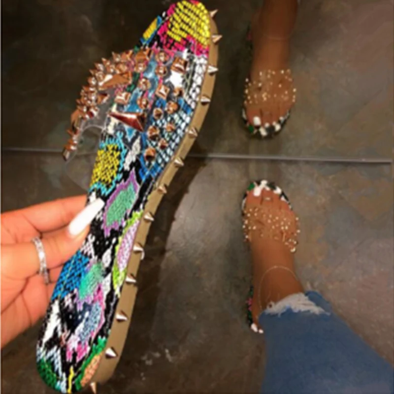 

Women Summer New Sandals Flat Heel Rivet Platform Peep Toe Ankle Buckle 2020 Fashion Punk Beach Ladies Shoes Zapatos De Mujer