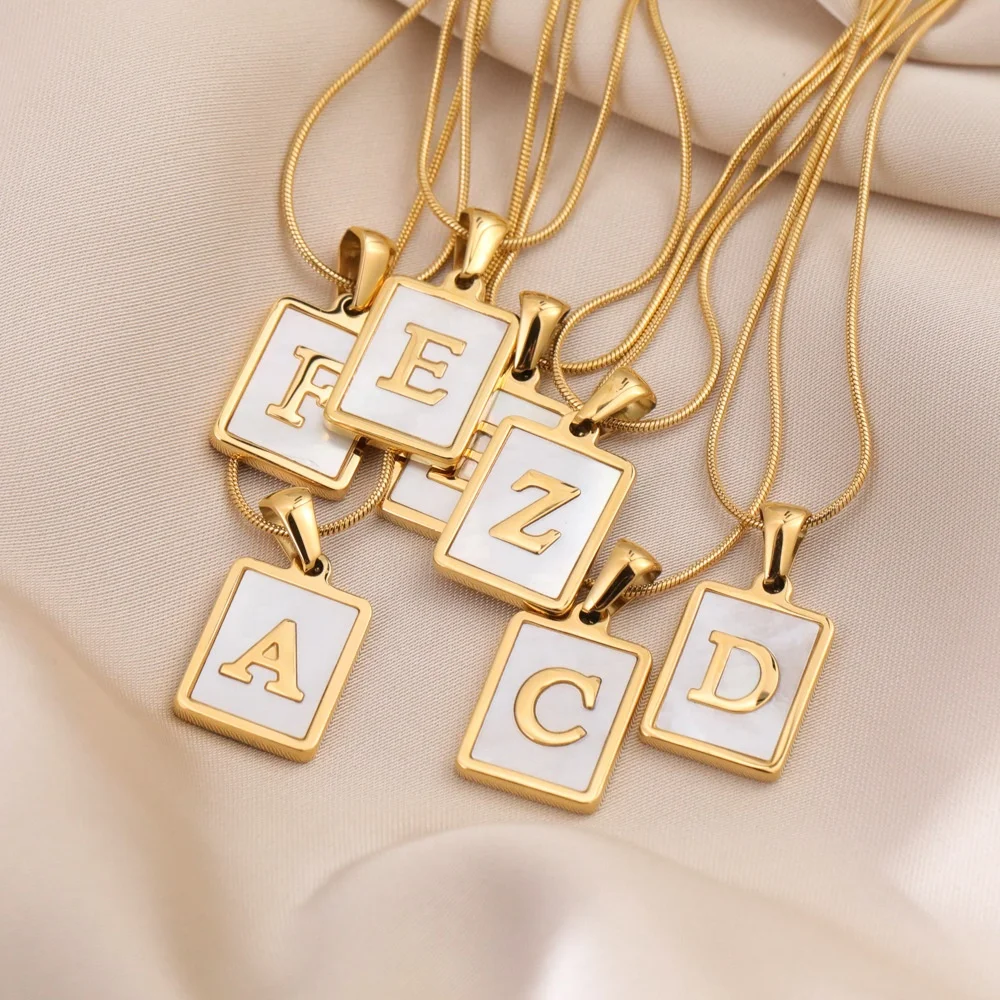 

Hot Sale 18K Gold Women Men A To Z 26 Letters Jewelry Medal Square Shell Stainless Steel Alphabet Initial Pendant Necklace