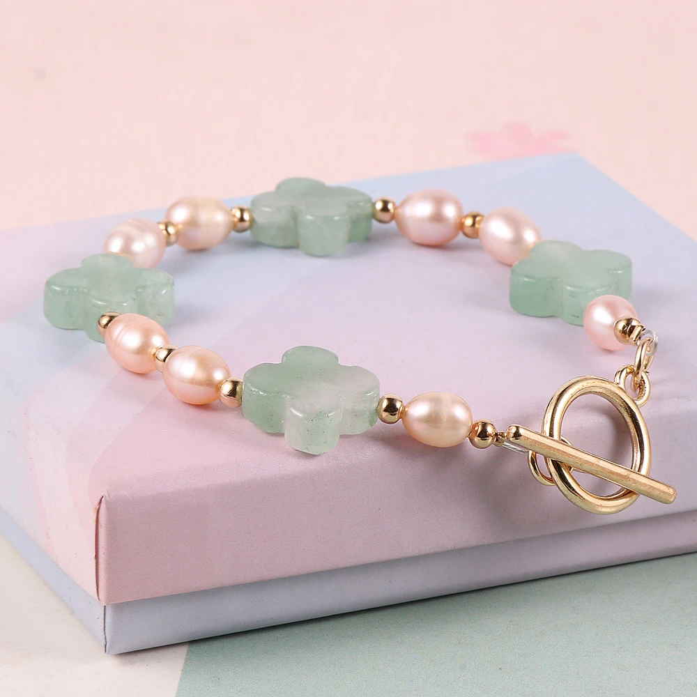 

2022 New Women Girls Bohemian Jewelry Natural Gemstone Clover Quartz Charm Oval Freshwater Pearls Bracelets