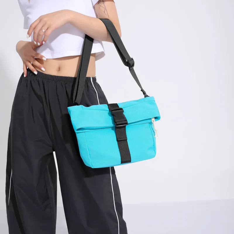

2024 New Korean Messenger bag literary style simple canvas shoulder bag casual portable crossbody bucket handbag
