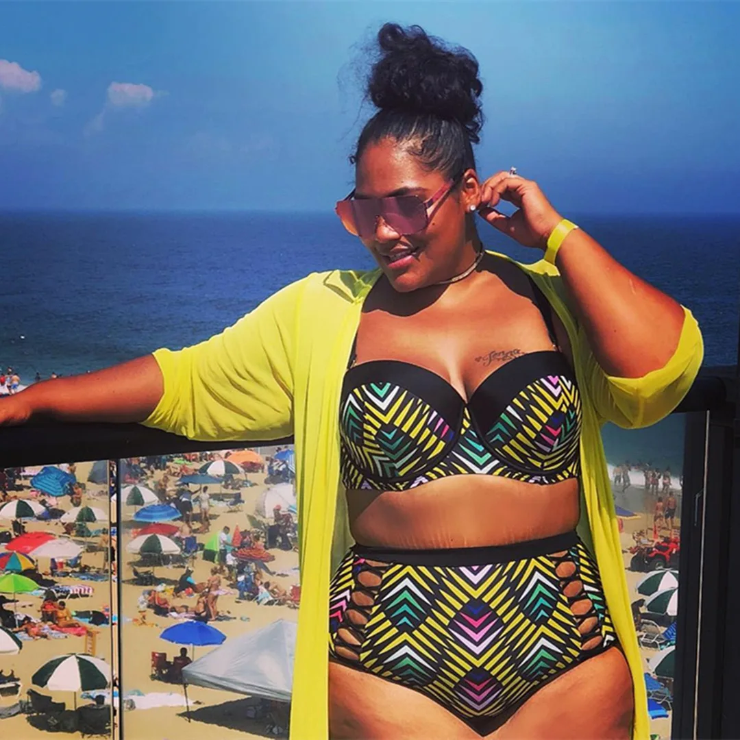 

2020 New Bikini Retro Pattern High-waisted Plus Size Swimsuit Hollow Out Swimwear L-4XL