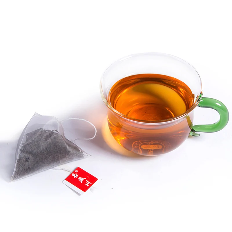 Черный чай и давление. Китайский натуральный чай в прозрачных пакетах. Китайский чай в прозрачный пакетиках с сахаром.