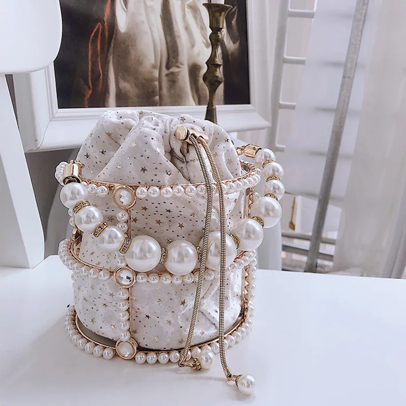 

2020 latest pearl bucket hand bag for ladies Evening handbags women luxury box purses