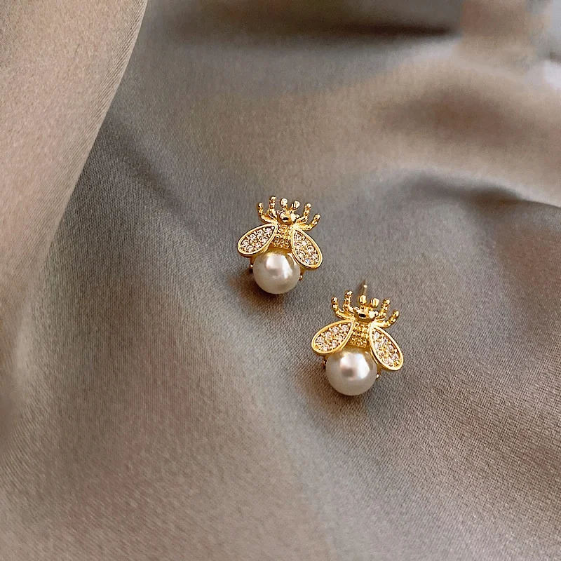 

Little Bee Pearl Earrings Female Korean Temperament Wild Net Red Earrings Simple And Small Niche Personality Diamond Earrings, Gold