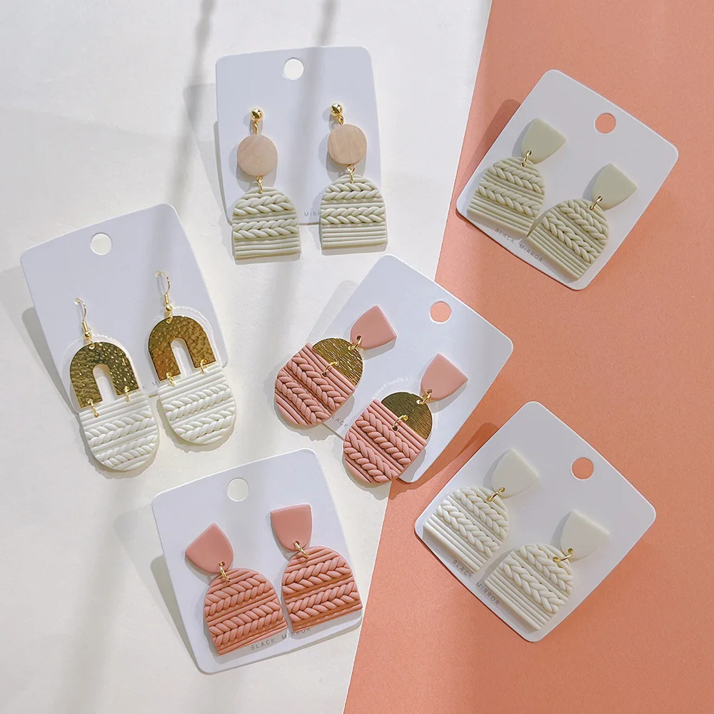 

2022 Popular Soft Pottery Earrings Striped Geometric Handmade Earrings Temperament Polymer clay Earrings for Women