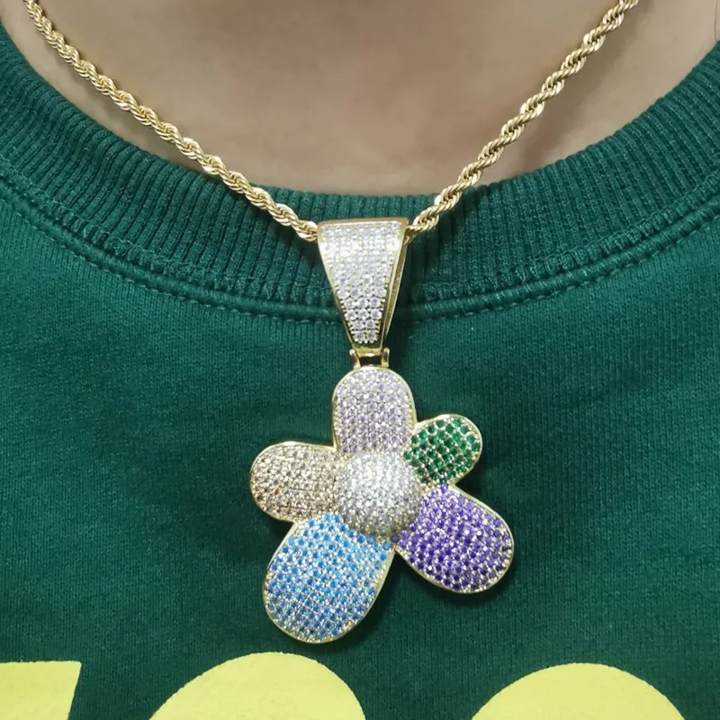 

Hot Sale New Hip Hop Pendant Bling Colorful Flower Necklace Iced Out Zircon Pendant Necklace for Women