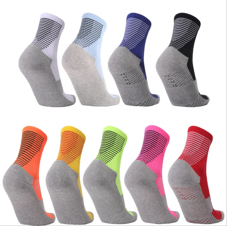 

wholesale hot sale Middle tube football socks towel cotton anti slip strip thickened sports socks training socks in stock, 9 colors