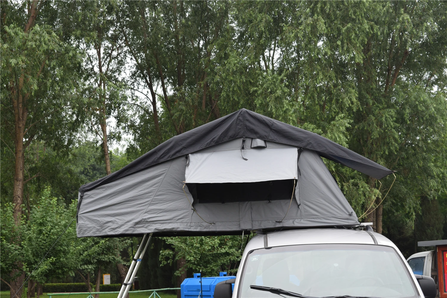 6803 Roof Top Tent  (4)