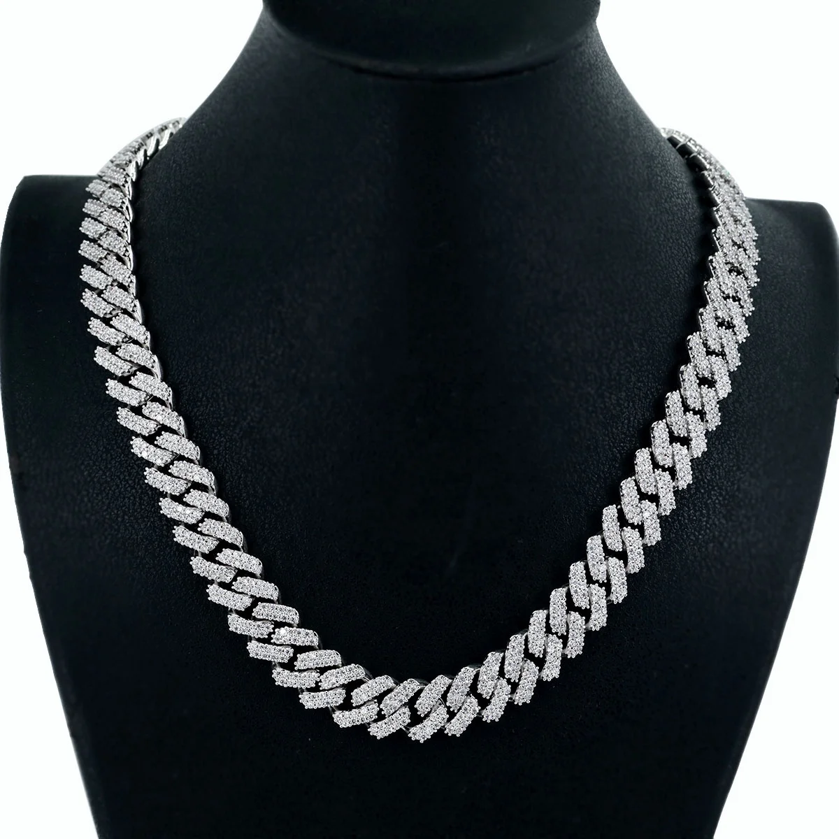 Custom Iced Out Men 925 Sterling Silver Cuban Link Chain 12mm Vvs ...