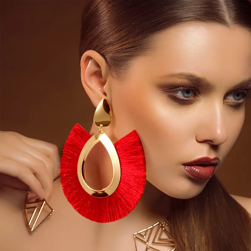 

Fashion Red Wedding Statement Earrings Bohemian Style Cotton Silk Fabric Long Fringe Sector Drop Big Tassel Earrings 2023 Women