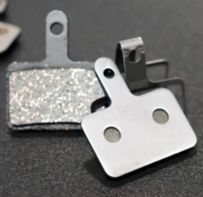 

2020 New design high quality brake pads cycling heatproof brake pads ceramic, Black