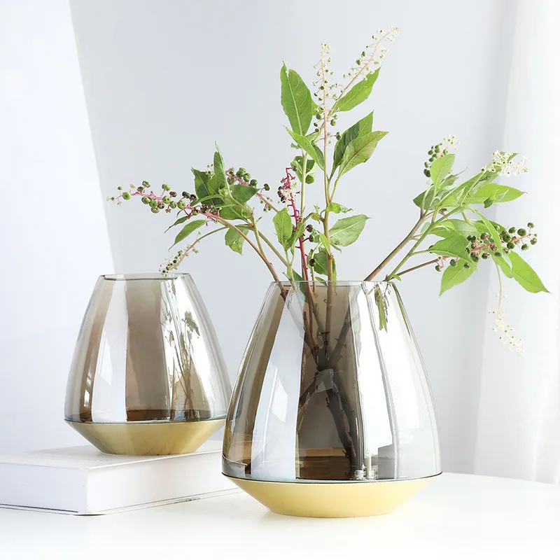 

New Listing Nordic Style Home Office Decoration Copper Ring Bottom Transparent Decorative Glass Flower Vase, As photo