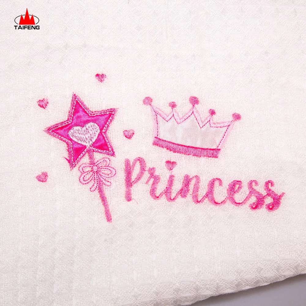 
Swaddle Baby Blanket Digital Print An Crown White shawl Blanket 