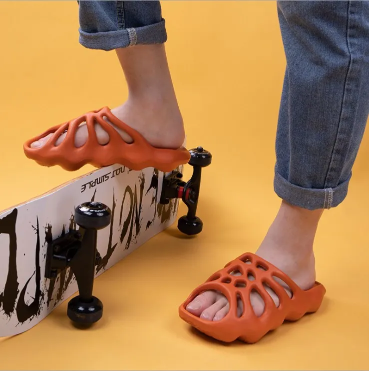 

Fashion Beach Cool Unisex New EVA Integrated Molding Slides Yeezy Shoes Spider Web Slippers, 6 colors