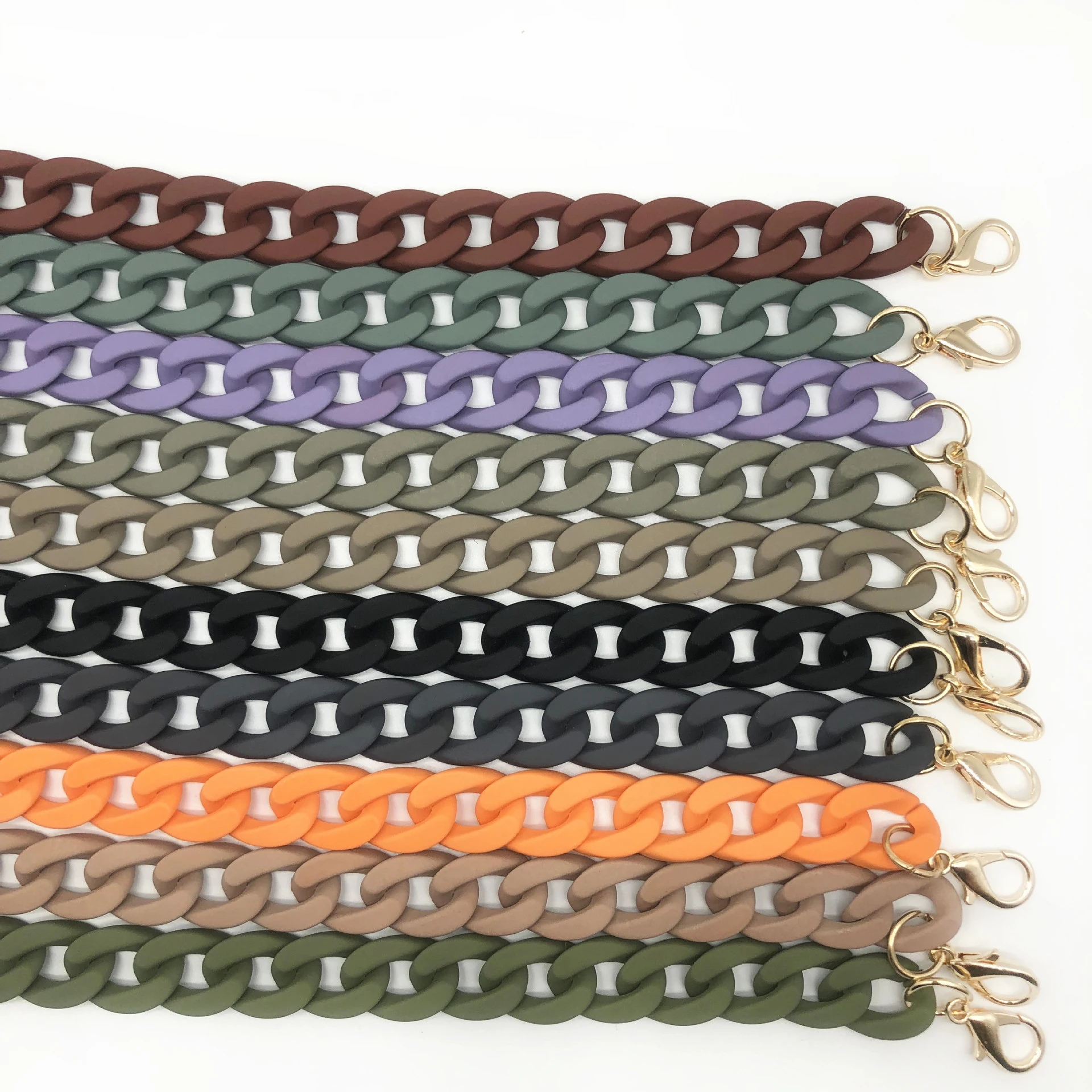 

REWIN Wholesale Top Sale Matte Acrylic Curb Chain Link Necklace for Handbag Bag Purse Handle, 10 colors, contact us for more colors