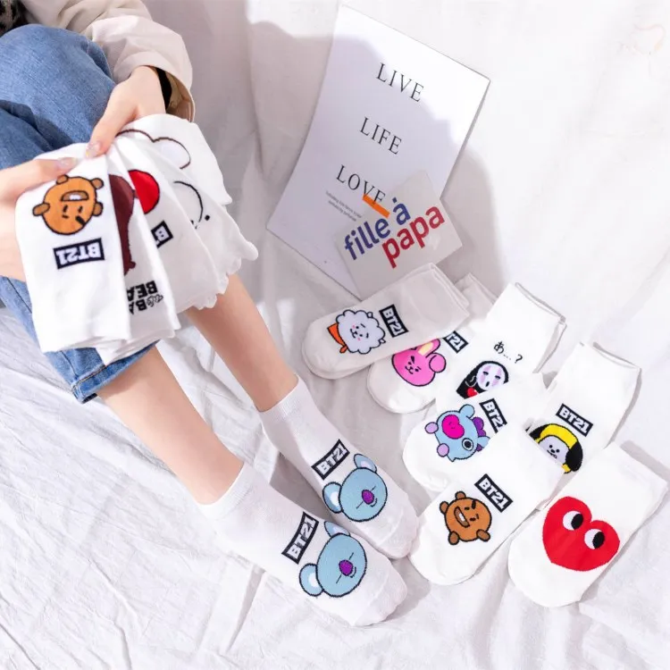 

Bangtan Boys Wholesale KPOP Idol Merchandise Bangtan Boys Cartoon Cute Cotton BT21 Lady Socks Cotton Socks, As detail