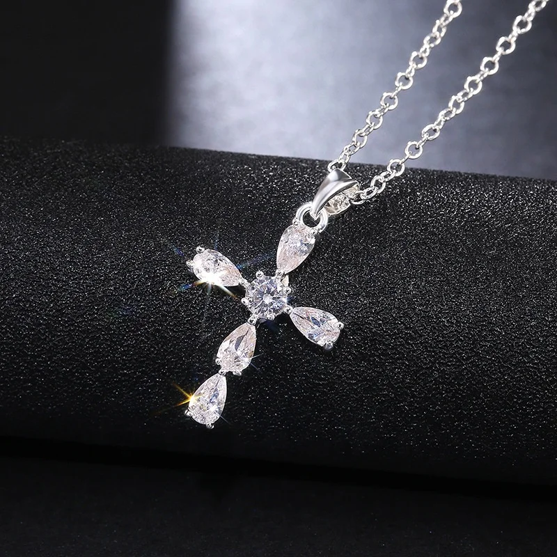 

Fashion Creative Cross Necklace White Pendant Necklace Fashion Women Jewelry