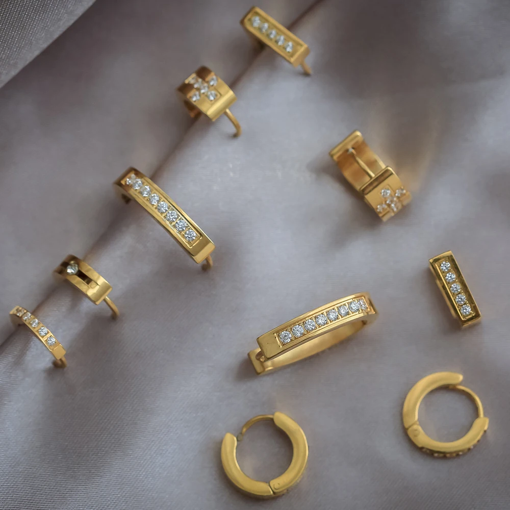 

Hypoallergenic 18k Gold Plated Stainless Steel Jewelry Geometric Cubic Zirconia Hoop Earrings for Women
