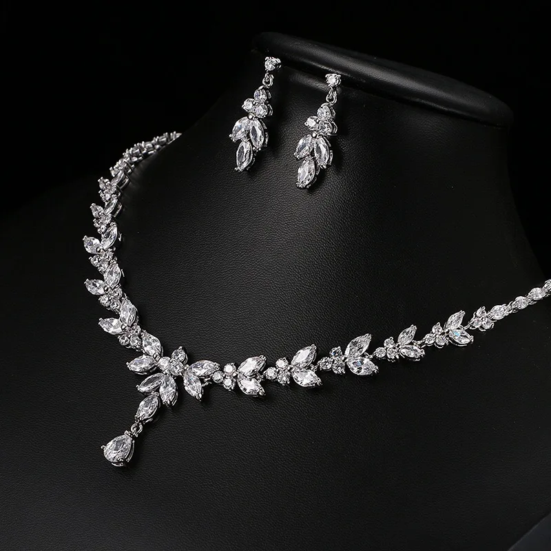 

New High Quality Factory Exquisite CZ zirconia necklace jewelry set, Silver color