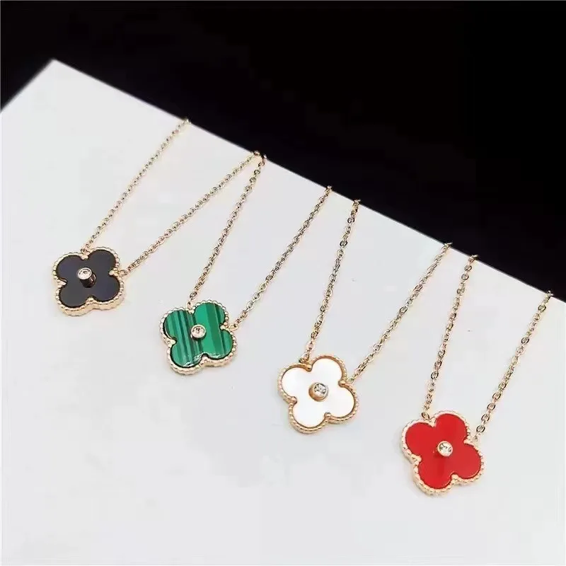 

KVC Light Luxury Link Stainless Steel Chain Sea Shells 4 Leaf Clover Charm Pendant 18k Gold Women Necklace