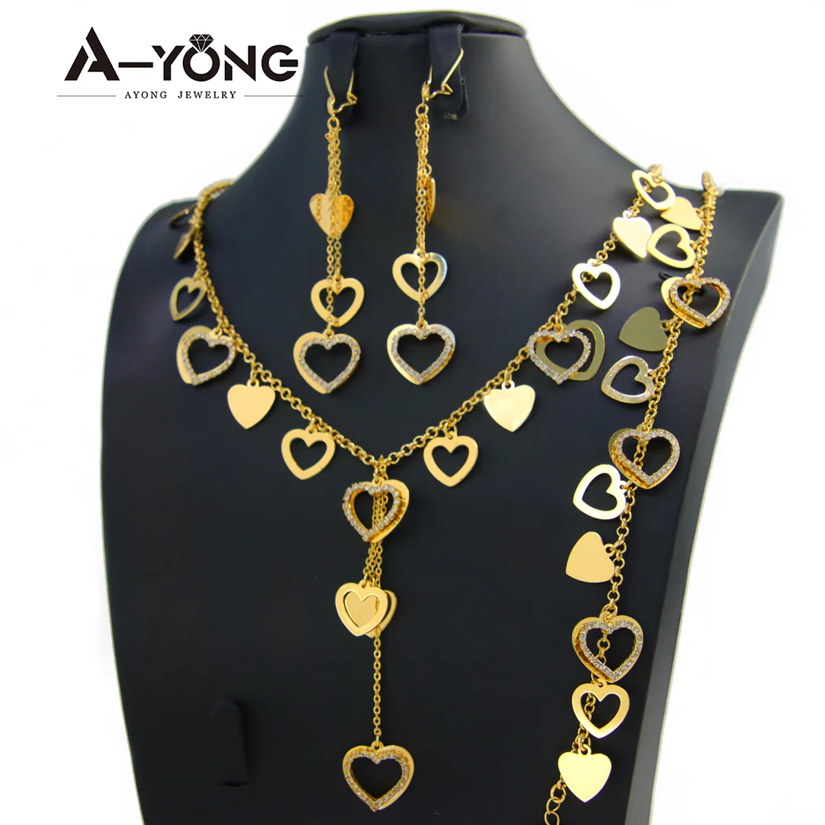 

Latest Design Brass Hollow Out Jewelry Necklace Set Women 14k Gold Jewelry Set Hearts