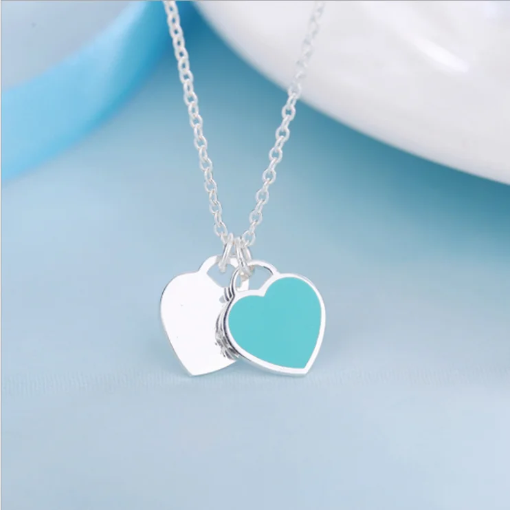 

New European and American heart-shaped collarbone necklace with double heart fashion pendant for ladies