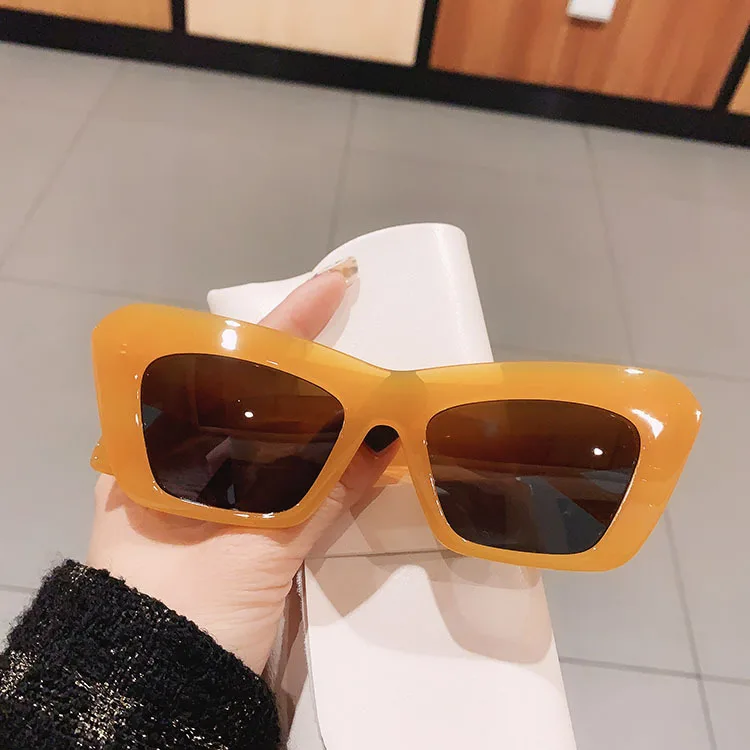 

New Wholesale Fashion Stylish Italy Design Cheap Hot Selling Big Frame Cat Eye Sunglasses Square Shades Sun Glasses Gafas De Sol
