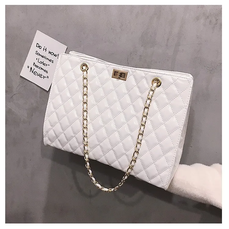 

Chain Large Shoulder Bag Luxury Handbags For Women Women Travel Bags Patent Leather Brand Plaid Tote Designer Sac A Main Femme, Multicolor