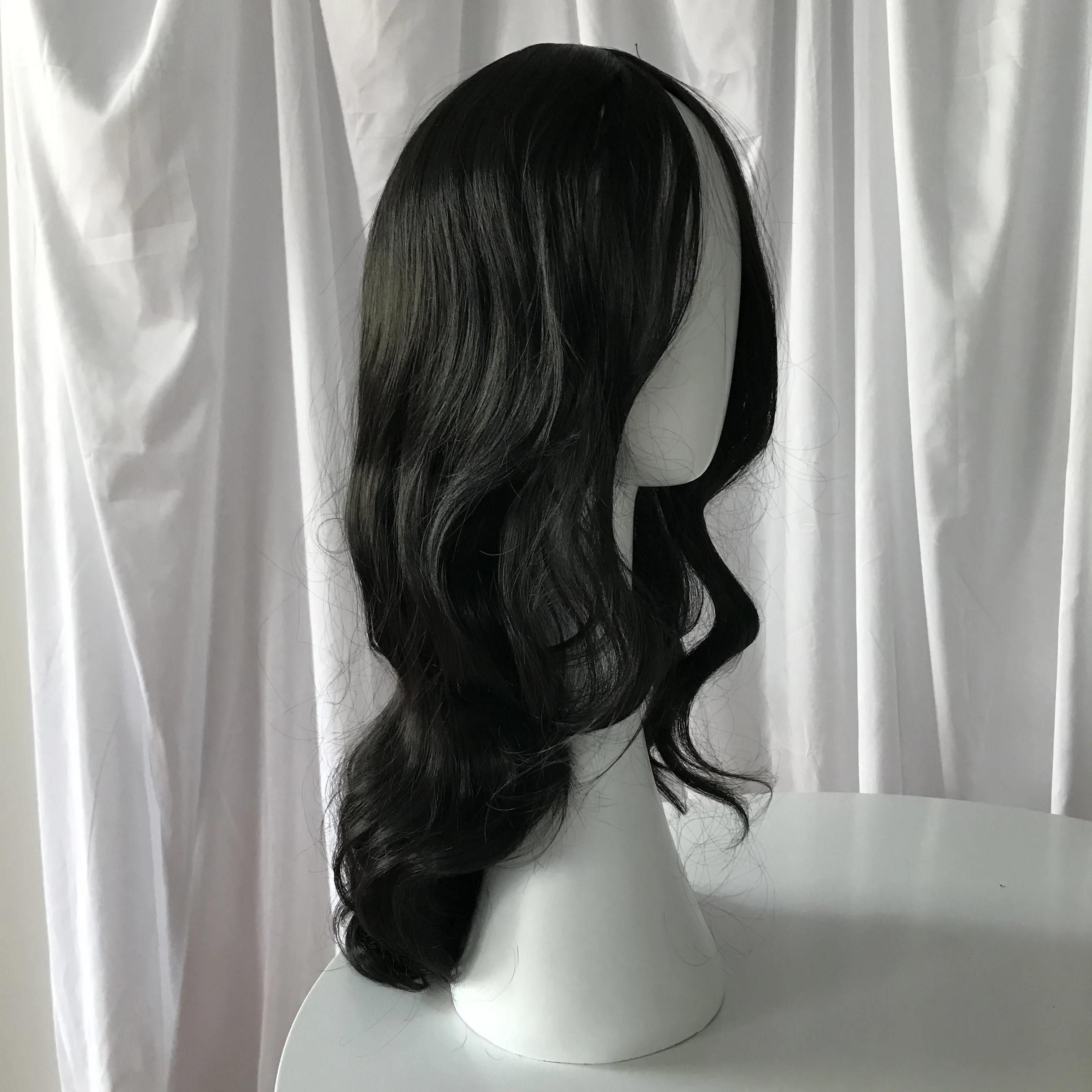 

Black Wig for Crossdressing