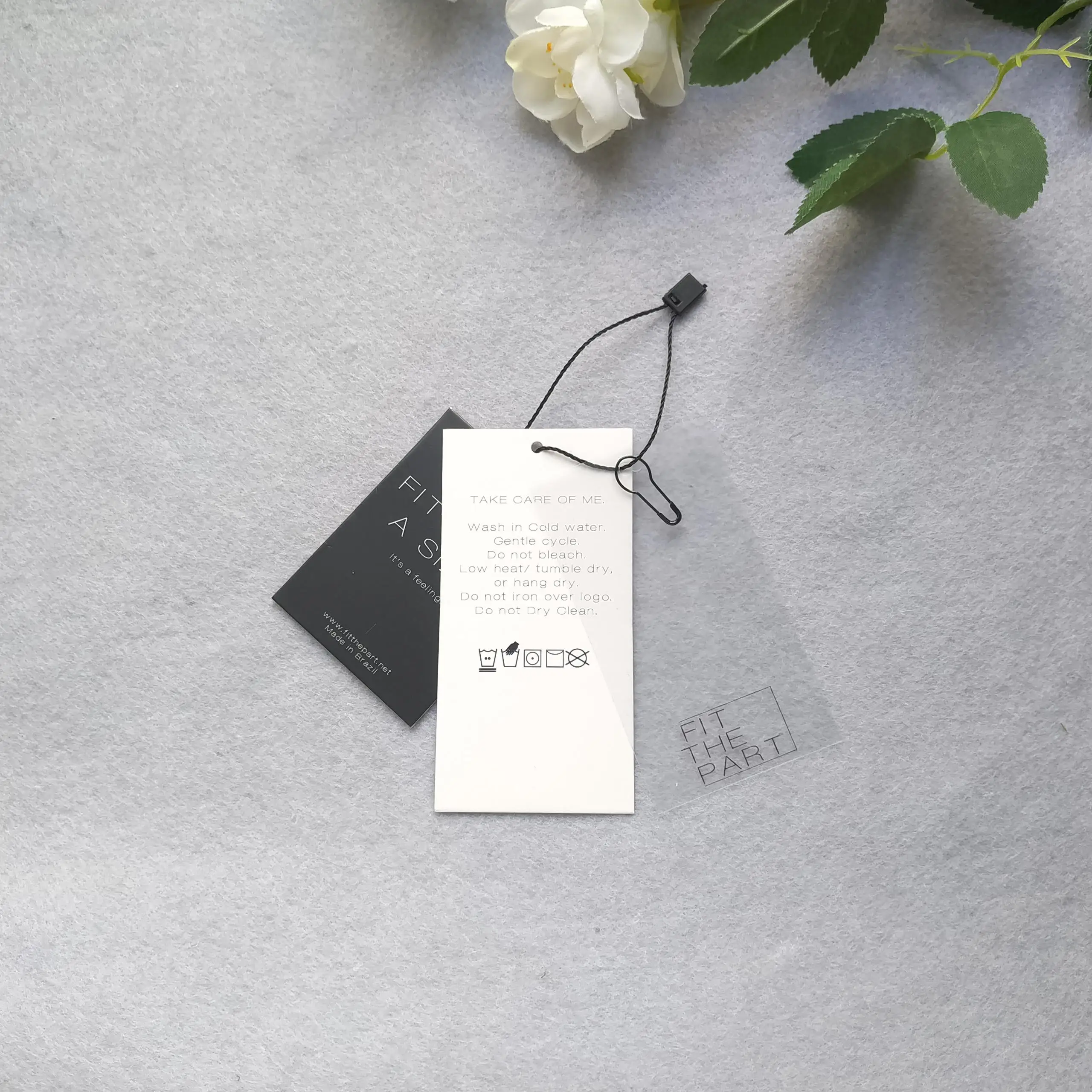 

Wholesale Custom Hang Tag Garment Paper Hangtags For Clothing Own Logo
