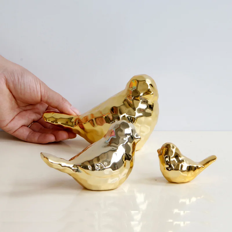 

Modern minimalist abstract ceramic European golden ceramic bird ornament, Gold